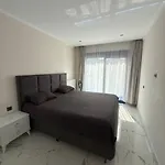 Cosy Flat, 150m To The Sea 알란야
