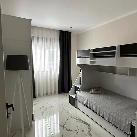 Lägenhet Cosy Flat, 150m To The Sea