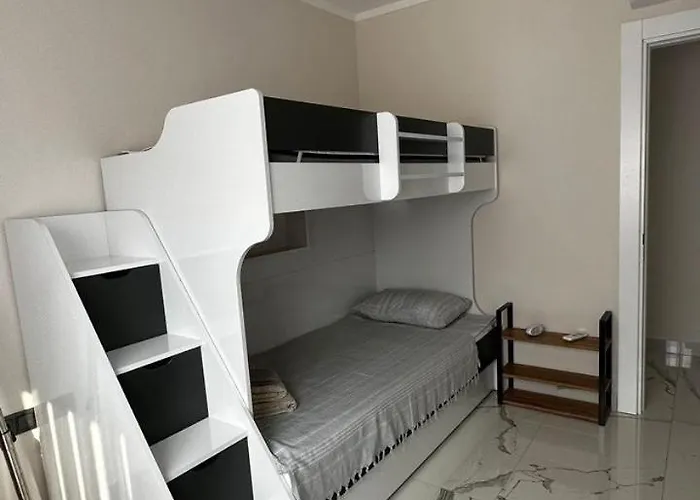 Cosy Flat, 150m To The Sea *