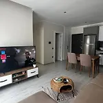 Cosy Flat, 150m To The Sea